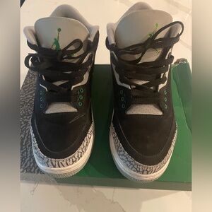Jordan Pine Green 3’s
